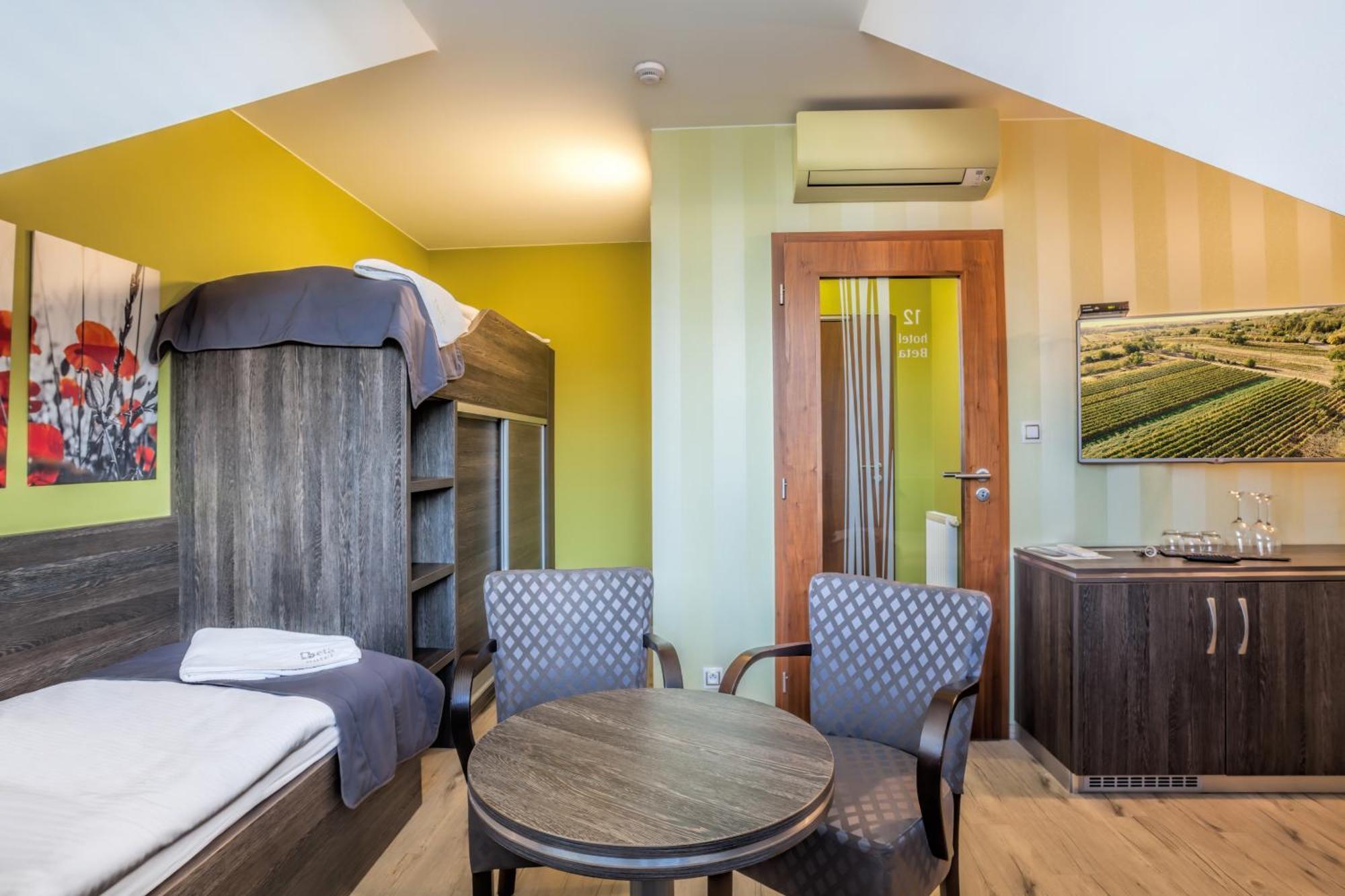 Hotel Beta بزينيتس المظهر الخارجي الصورة